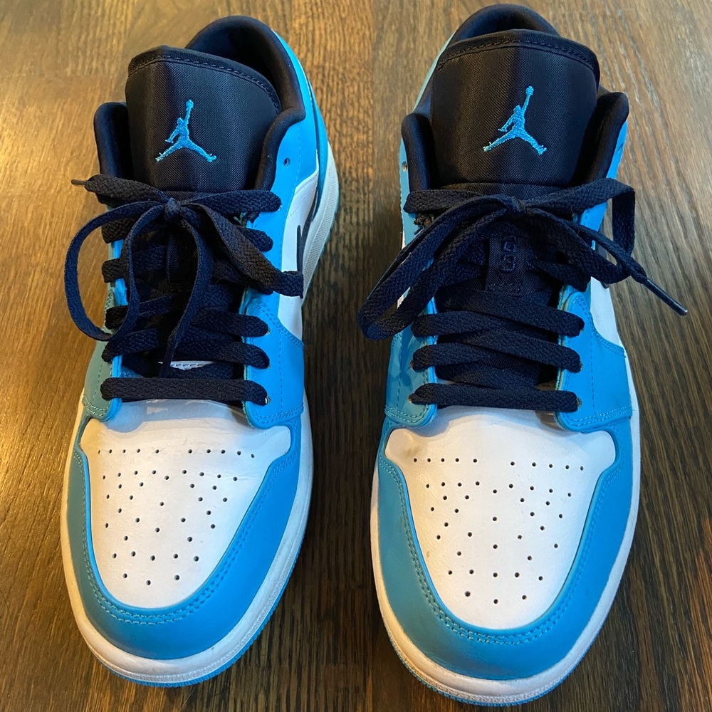 Air jordans 1 UNC colorway.